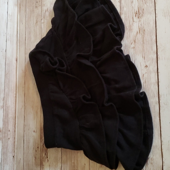 Gold and Black Bundle of 5 Girls 18 Months - Picture 5 of 9